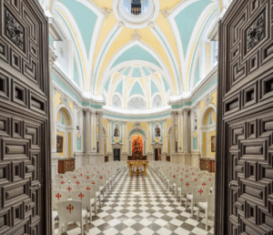 Iglesia de Comendadoras De Santiago